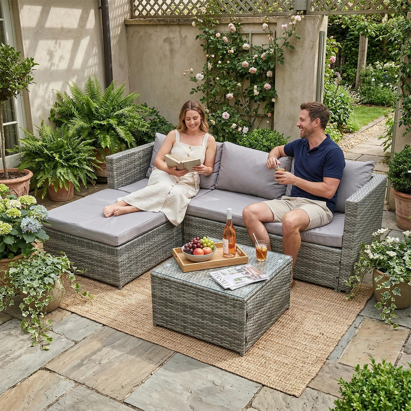 4 Seater Rattan Garden Corner Sofa Set with Glass Coffee Table & Cushions Grey