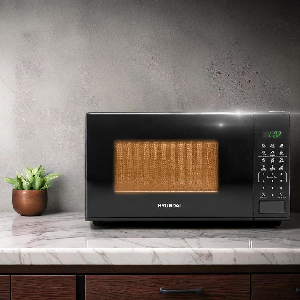 Hyundai 800W 20L Black Digital Microwave, Stainless Steel Interior, 11 Power Levels, Automatic Defrost, 6 Auto Cook Modes, Clock and Timer, Digital Controls, Easy Clean & Child Lock